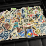 大量のバラ切手
